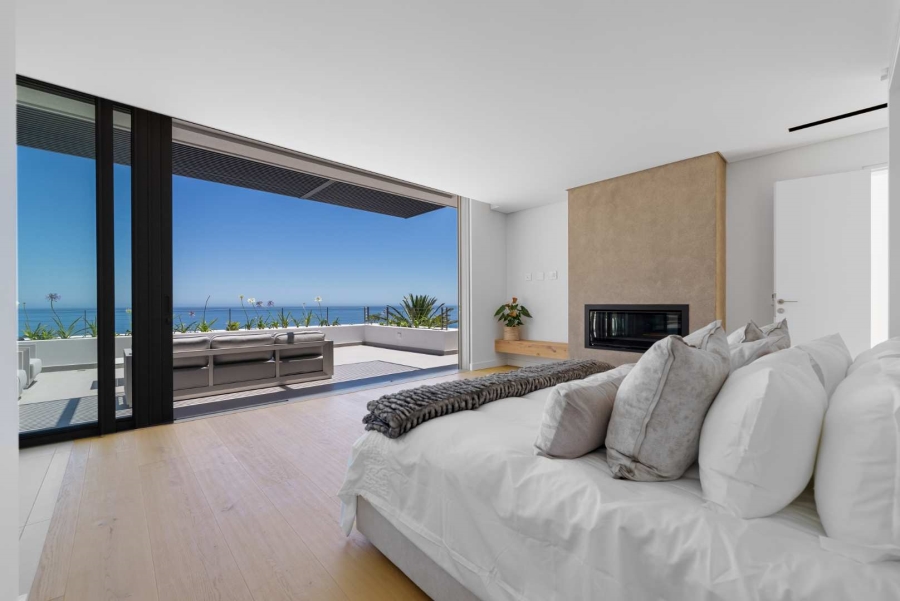 5 Bedroom Property for Sale in Camps Bay Western Cape
